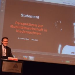 Dr. Gunnar Merz, Geschäftsführender Vorstandsvorsitzender CFK-Valley aus Stade