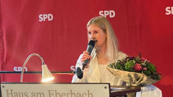 Janett Brandt – die neue Vorsitzende des SPD-Unterbezirks Holzminden